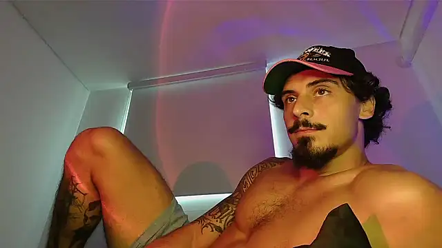 milkoffe Adlı Modelin Web Kamerası Şovu