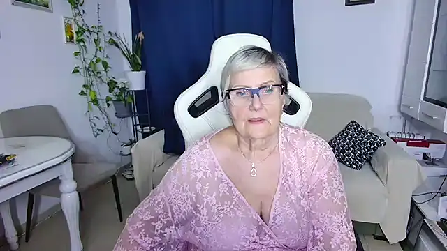 Selenna57 Chat XXX live