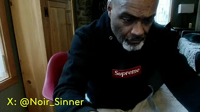 sinnernoir's Live XXX Chat