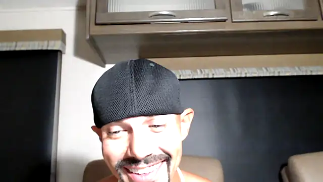 ThickD2C: απευθείας συνομιλία ΧΧΧ