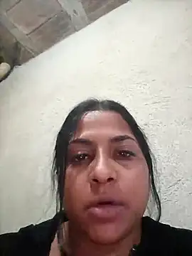 Giselabrunette25's Live XXX Chat