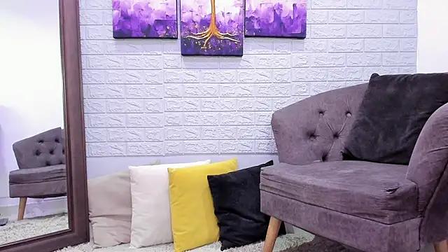 _EmilyJireh_ Chat XXX in diretta