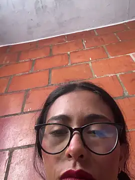 Emma__cumlovee's Webcam Show