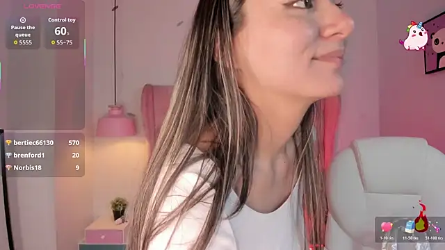 Vanelope_evanss' Live XXX Chat