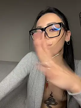 alibi_room's Webcam Show