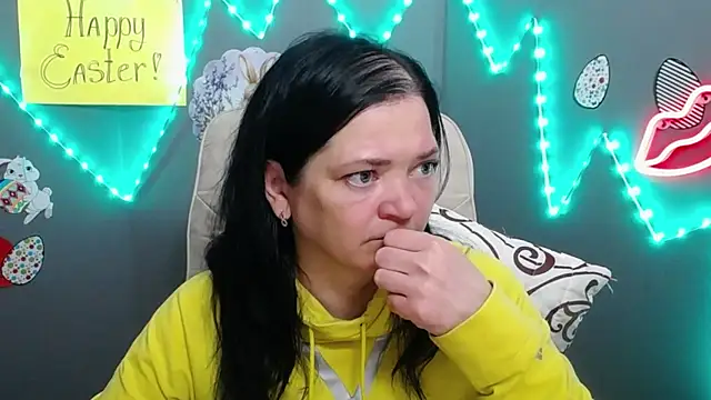 Sembang XXX Secara Langsung LauraFinn