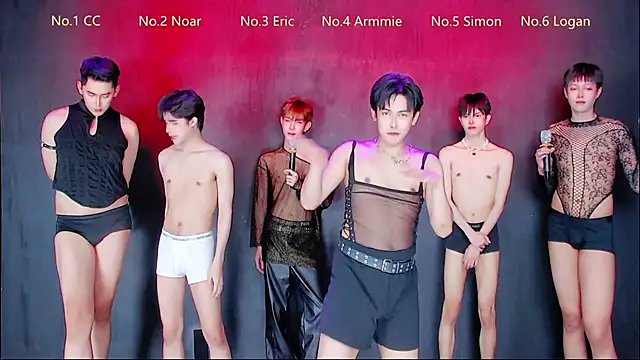 Queen-Vibe: διαδικτυακό σόου στην κάμερα