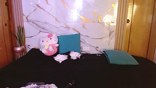 kittycatw 即時 XXX 聊天