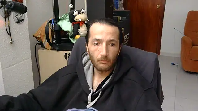 softail85's Live XXX Chat