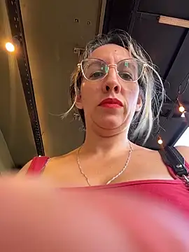 Chat +18 de Gatitacarlita ao vivo