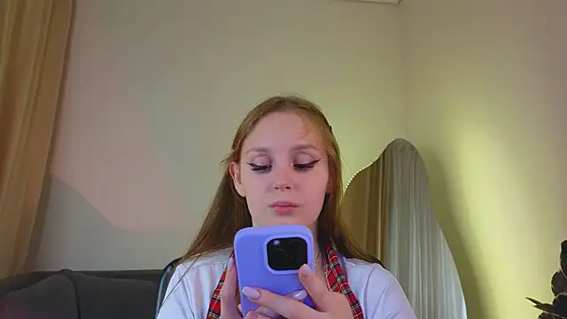 Chat XXX en directo de HoneyLace_