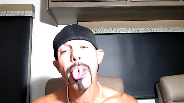 ThickD2C's Webcam Show