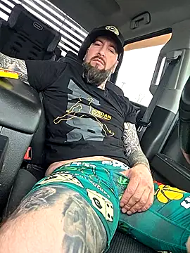 Beardedtattood Chat XXX live