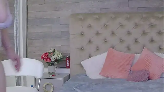 AvaCherry live XXX chat