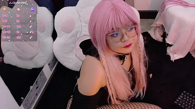 Catwhite_ Live XXX-chat