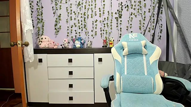 Yoonhee_ki Chat XXX in diretta