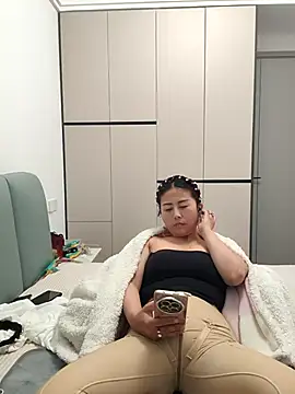 zzdd999 在線直播表演