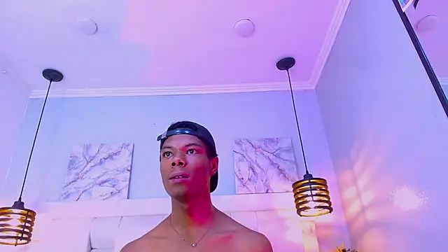 Santiago_Ortiz_ Webcam show