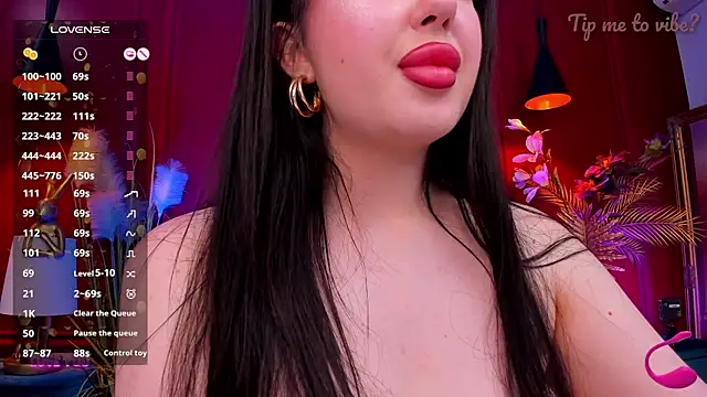 Chatroom XXX en direct de Mayzzie