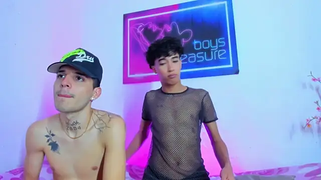 Show modela Pleasure_boys_hot na web-kameri