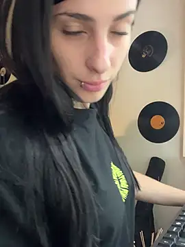 crazylovers3 live XXX chat