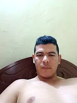 Chatroom XXX en direct de cristian07_