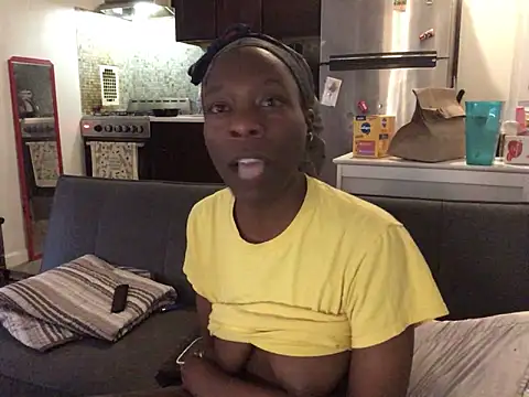 littyleesh1 即時 XXX 聊天