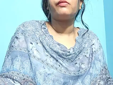 Emma_4433 Chat XXX in diretta