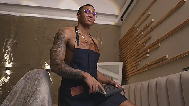 Logan_Varela 웹캠 쇼