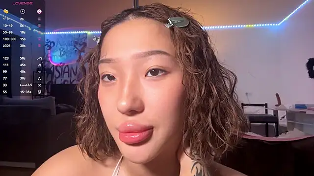 EIeniVanwart Obrolan Langsung XXX