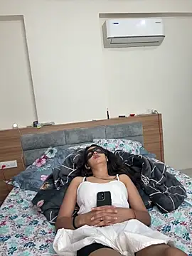 دردشة raavigirl الجنسية المباشرة