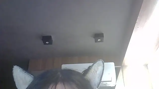 SkinnyKitten Live XXX-chat