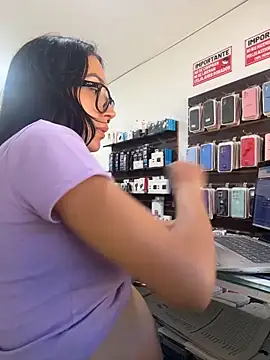 pregnant_sofii18: онлайн-секс-чат