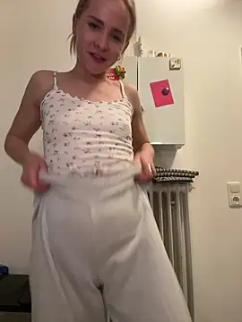 Sunny_Eve – Live XXX-chat