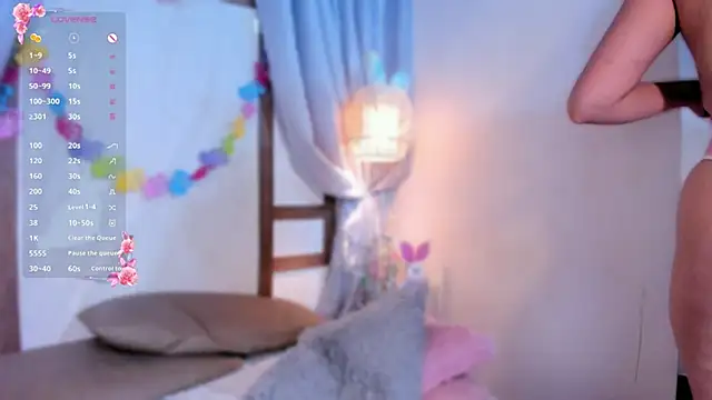 Chat +18 de RenataLeclair ao vivo