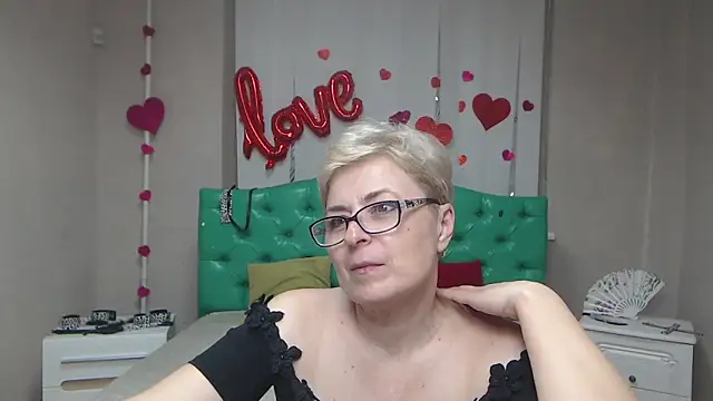 EmiliaGree 라이브 XXX 채팅