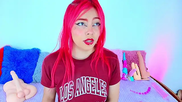 Cloee_Lovee Chat XXX in diretta