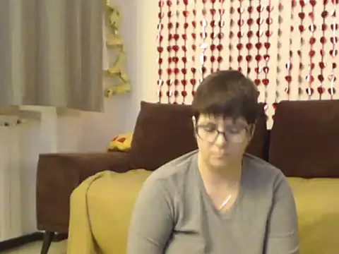 Chat XXX en directo de SneakyMiky