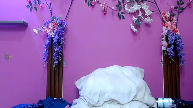 analintimacy18's Live XXX Chat