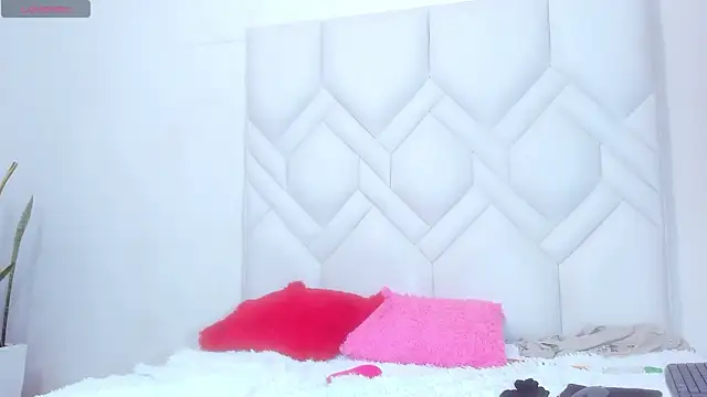 Cleopatra_Trans Webcam Show