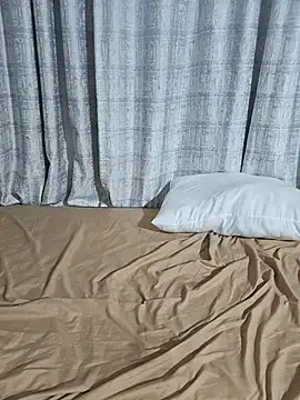 Baeboo83 লাইভ XXX চ্যাট