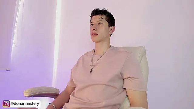 Chat XXX en directo de Dorianmistery2322_