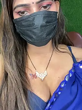 CUTI-NAINA Chat XXX in diretta