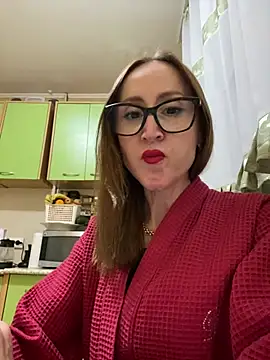 LauraDavis Adlı Modelin Canlı XXX Sohbeti