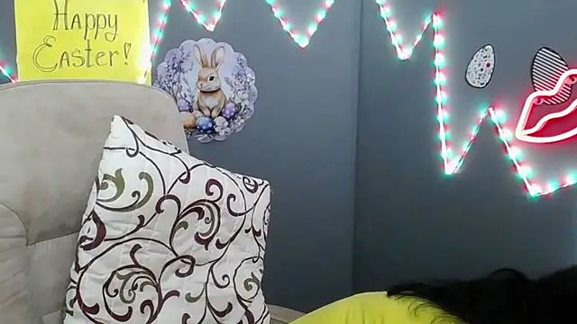 Chatroom XXX en direct de LauraFinn