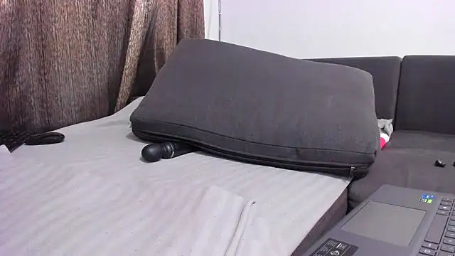 دردشة EmmaStward الجنسية المباشرة