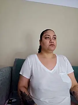 honeeyyy_pot's Live XXX Chat