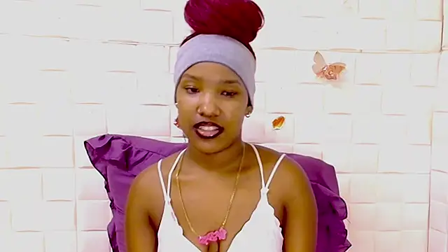 EroticSexyPrada's Live XXX Chat