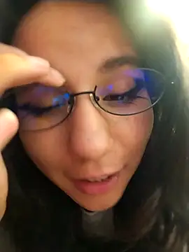 HollyPeach Live XXX-chat