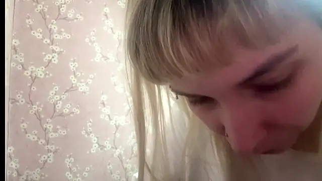 LiraDreamX's Live XXX Chat